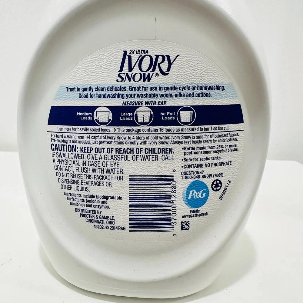 (1) IVORY Snow‎ 2X Ultra Gentle Care Detergent Liquid ~25 fl oz~ PINK Cap.